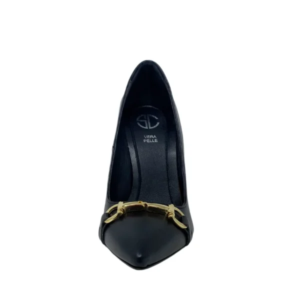 Scarpe a punta con morsetto oro