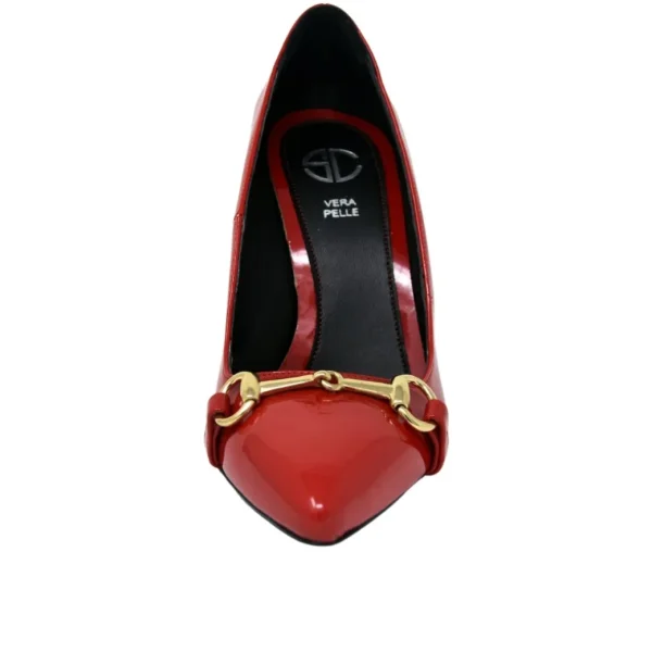 Scarpe a punta vernice rosso con morsetto oro