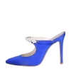 Scarpe col tacco raso blu made in italy con accessorio di strass/perle