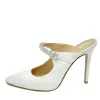 Scarpe col tacco vernice nude made in italy con accessorio di strass