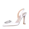 Scarpe da sposa a punta con accessorio strass